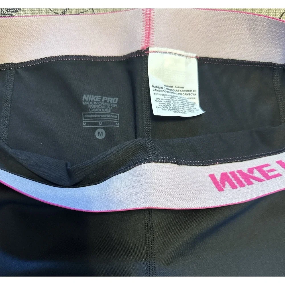 Nike Pro Women's Dri Fit Black Compression Training Crop Leggings Capri - Size M